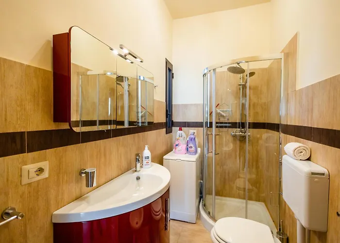 Апартаменти Riva Di Scirocco